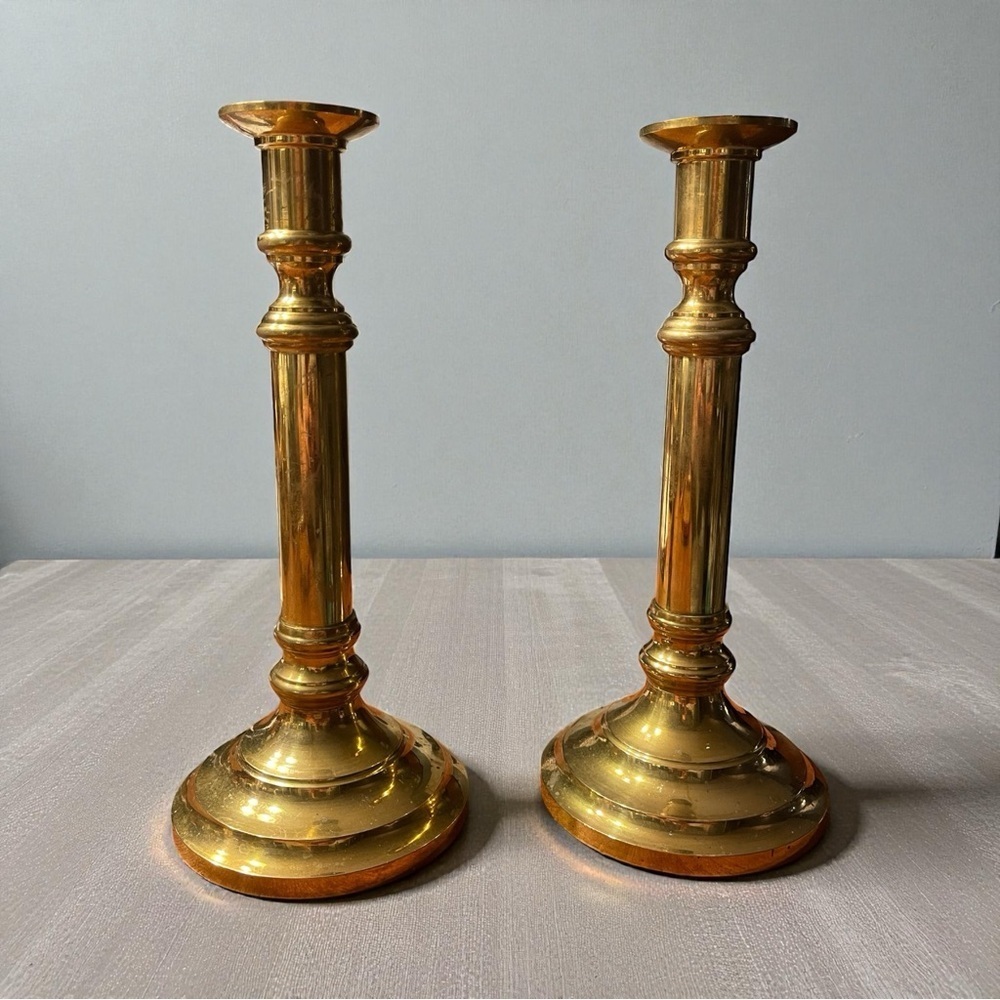 Vtg Brass Candlestick Holders Pair Fluted Column Round Step Base Heavy MCM 10" - Picture 2 of 8